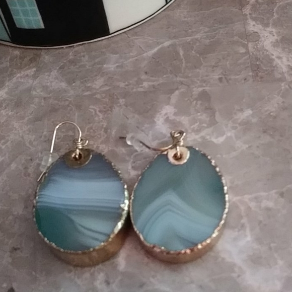 NWOT Agate Geode Stone Earrings - Picture 3 of 4